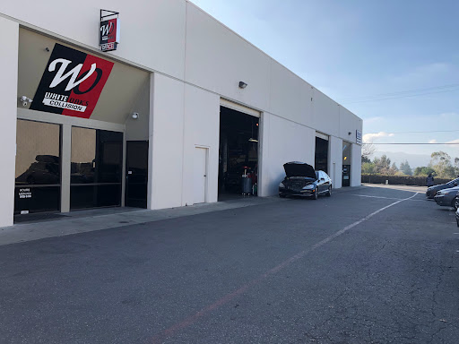 White Oaks Auto Body image