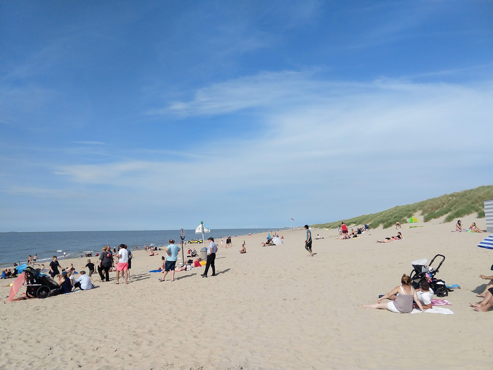 Zdjęcie Plaża w Bredene z proste i długie