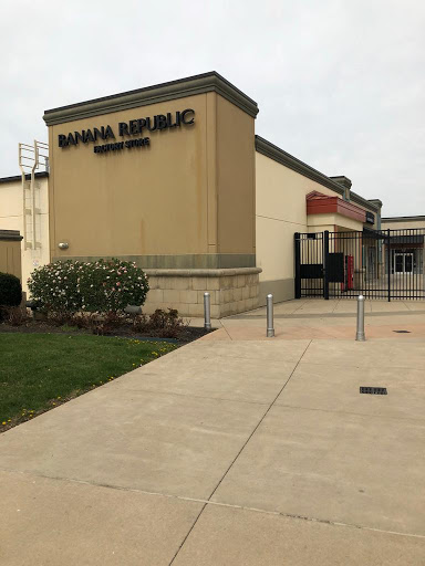 Clothing Store «Banana Republic», reviews and photos, 3922 Westheimer Rd, Houston, TX 77027, USA