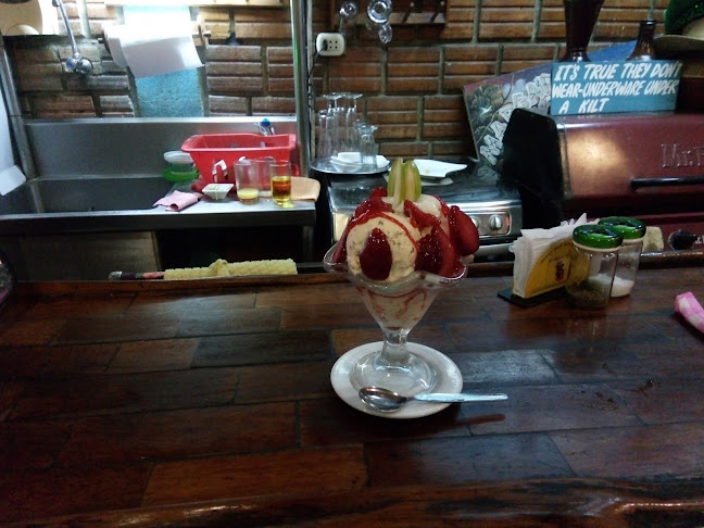 The Yellow Rose of Texas y Margaritaville - Iquitos