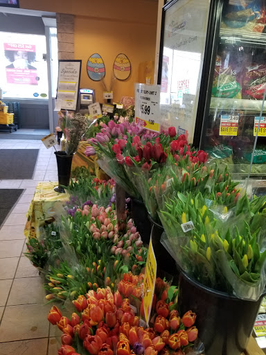 Grocery Store «Super Foodtown of Red Bank», reviews and photos, 362 Broad St, Red Bank, NJ 07701, USA