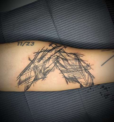 Black Bird Tattoo Yecla - Adrián Levy