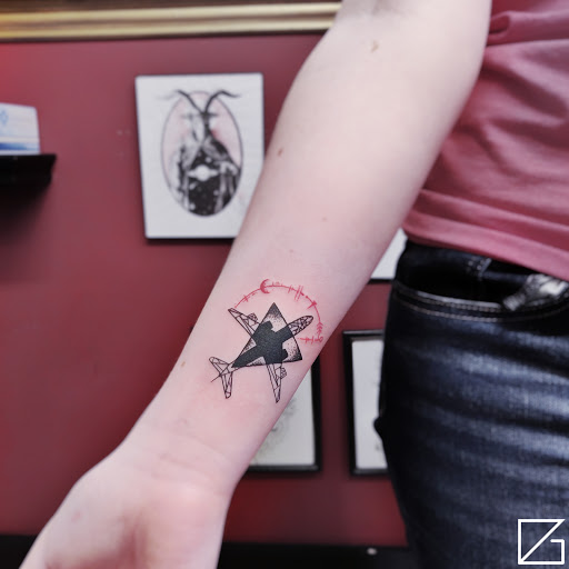 Tattoo Shop «Dallas Tattoo & Arts Company», reviews and photos, 2712 Live Oak St, Dallas, TX 75204, USA