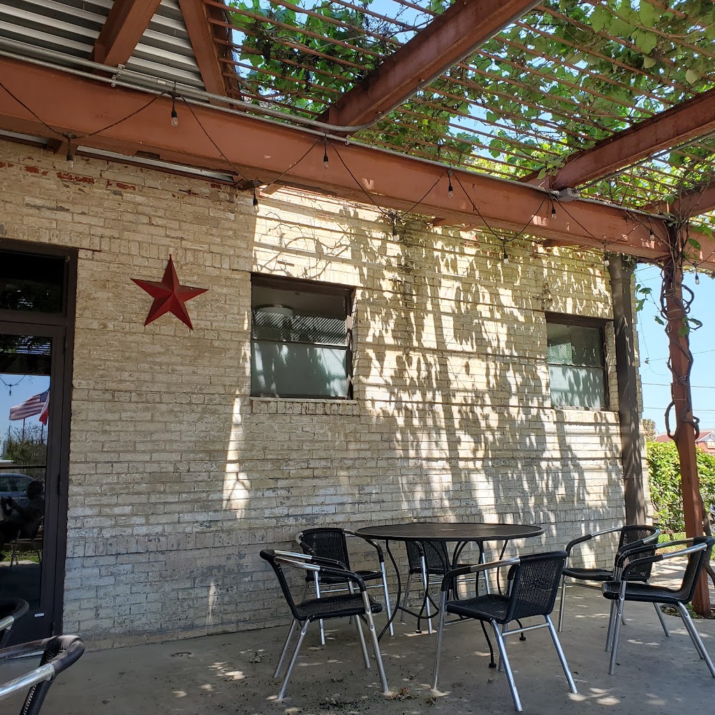 La Bella Tavola Goliad, TX 77954 Menu, Hours, Reviews and Contact