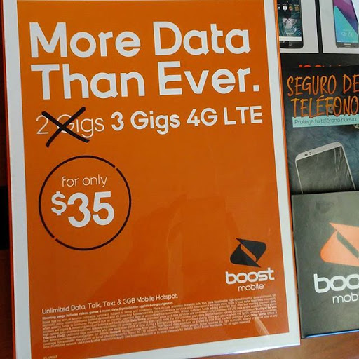 Telecommunications Service Provider «Boost Mobile Premier Store», reviews and photos, 1090 Parsons Ave, Columbus, OH 43206, USA