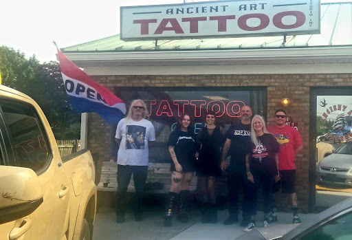 Tattoo Shop «Tattoo Galaxy~Willow Grove Piercing & Tattoos», reviews and photos, 50 York Rd, Willow Grove, PA 19090, USA