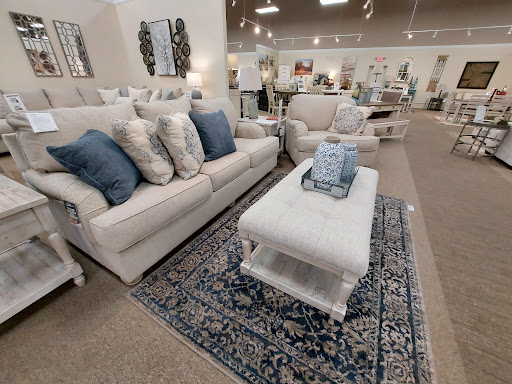 Furniture Store «La-Z-Boy Furniture Galleries», reviews and photos, 12100 Jefferson Farm Pl, Waldorf, MD 20601, USA