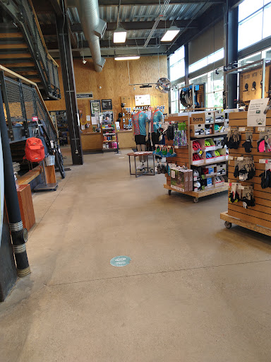 Camping Store «REI», reviews and photos, 412 S 27th St, Pittsburgh, PA 15203, USA