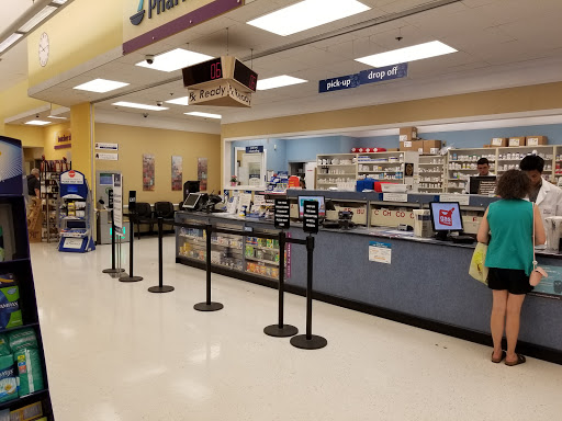 Supermarket «Giant Food», reviews and photos, 2551 John Milton Dr, Herndon, VA 20171, USA