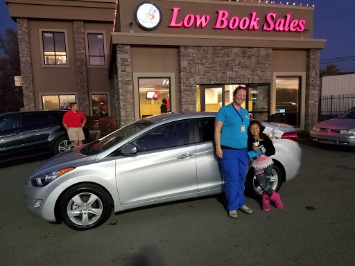 Car Dealer «Low Book Sales Used Cars of Salt Lake City», reviews and photos, 3371 State St, Salt Lake City, UT 84115, USA