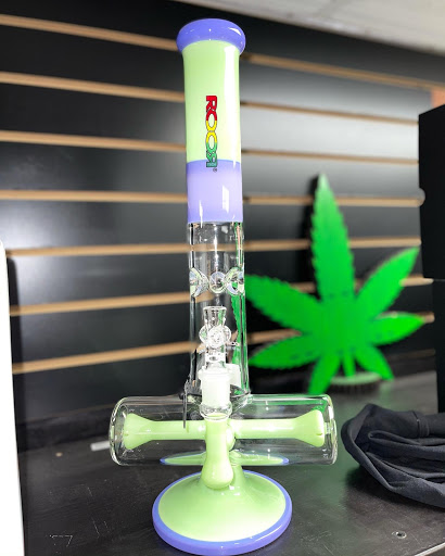 Tobacco Shop «Lava Smoke Shop», reviews and photos, 1019 Main St, Paterson, NJ 07503, USA