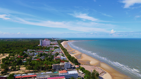 Cha-Am Beach