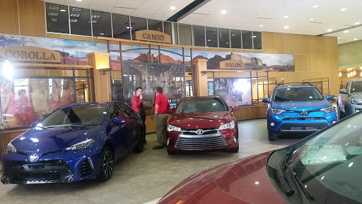 Toyota Dealer «Big Two Toyota of Chandler», reviews and photos, 1250 S Gilbert Rd, Chandler, AZ 85286, USA