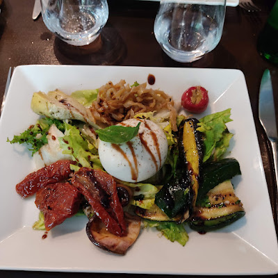 JARO Tavola Calda à Paris