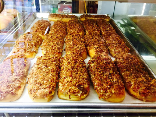 Donut Shop «Family Donut Shop», reviews and photos, 2100 N Northgate Way, Seattle, WA 98133, USA