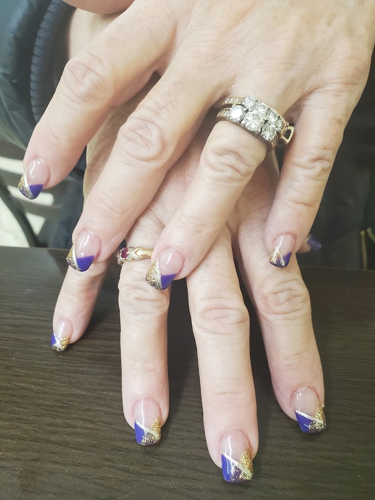 Nails On Commercial 14487