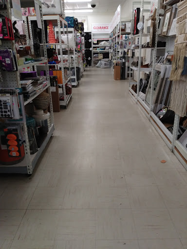 Home Goods Store «Tuesday Morning», reviews and photos, 2674 Bienville Blvd, Ocean Springs, MS 39564, USA