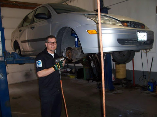 Auto Repair Shop «Roman & Sons Auto Clinic», reviews and photos, 2943 SW Christmas Tree Ln, Port Orchard, WA 98367, USA