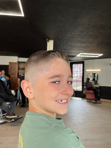 Hair Salon «Family Hair Care», reviews and photos, 100 Eisenhower Blvd, Johnstown, PA 15905, USA