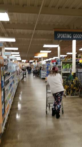 Grocery Store «Fred Meyer», reviews and photos, 150 NE 20th St, Newport, OR 97365, USA