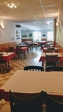 Atmosphère du Restaurant français Chez Germaine à Lamastre - n°7