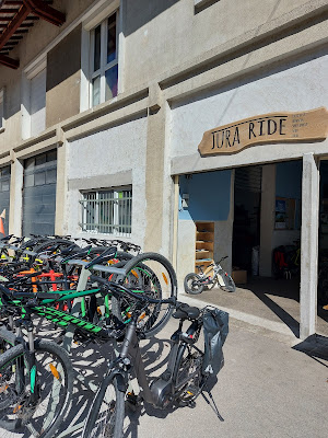 Jura Ride Location vélo électriques vtt Jura - guide vtt à Clairvaux-les-Lacs
