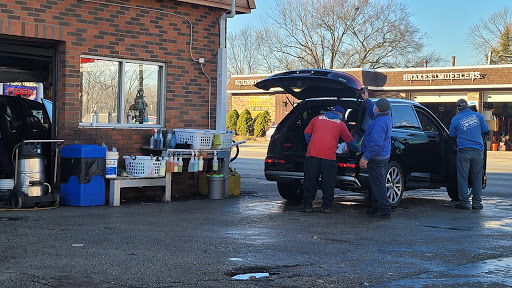 Car Wash «Evanston Car Wash & Detail Center», reviews and photos, 2416 Dempster St, Evanston, IL 60202, USA