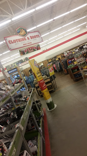 Home Improvement Store «Tractor Supply Co.», reviews and photos, 860 Jack Tone Rd, Ripon, CA 95366, USA