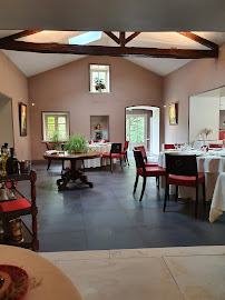 Atmosphère du Restaurant La Chênaie à Croutelle - n°3