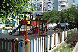 Jardim Egas Moniz image