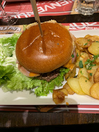 Hamburger du Restaurant de spécialités du sud-ouest de la France Chez Papa à Paris - n°9