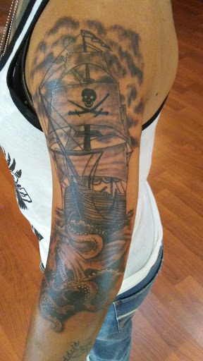 Tattoo Shop «Infamous Ink Tattoo and Piercing», reviews and photos, 410 Four Seasons Blvd #202e, Greensboro, NC 27407, USA