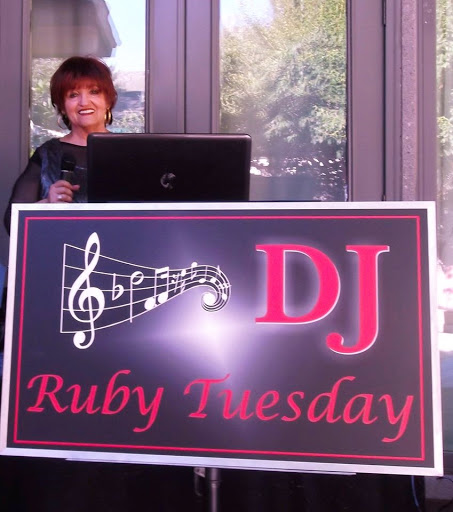 Ruby Tuesday Mobile DJ Services
