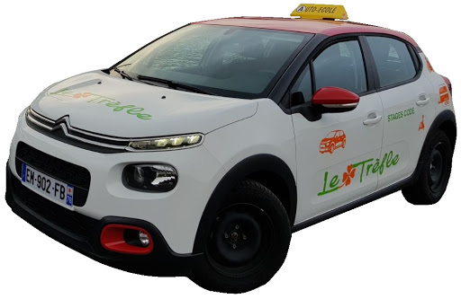 Auto Moto Ecole Le Trefle à Maule, Yvelines