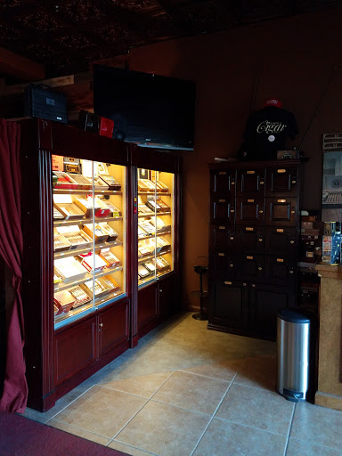 Cigar Shop «Falto Cigar Club», reviews and photos, 78370 CA-111 #145, La Quinta, CA 92253, USA