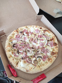 Pizza du Pizzeria Domino's Pizza Caen - Clémenceau - n°19