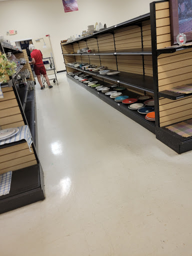 Thrift Store «Amvets Thrift Stores», reviews and photos, 109 S Seven Oaks Dr, Knoxville, TN 37922, USA