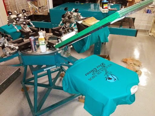 Screen Printer «610 T Shirt Printing and More», reviews and photos, 401 W 28th St, Houston, TX 77008, USA