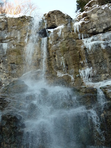 cascade trou de la Marmite à Plateau d'Hauteville