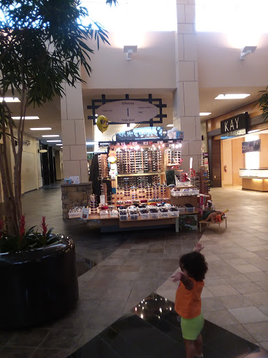 Shopping Mall «Lakeshore Mall», reviews and photos, 150 Pearl Nix Pkwy, Gainesville, GA 30501, USA
