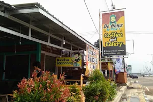 Heny's Coffee & Eatery image