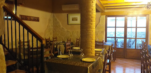 Restaurante Asador - Pcta. del Rosario, 16, 50230 Alhama de Aragón, Zaragoza, Spain