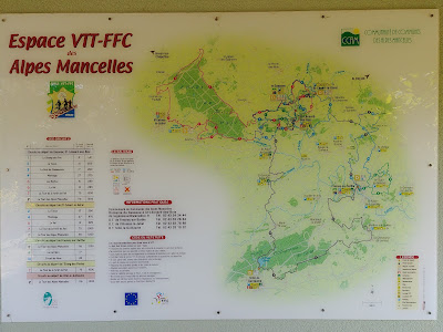 Base VTT Etang Des Perles à Averton