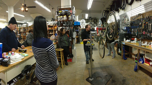Bicycle Store «Cosmic Bikes Inc.», reviews and photos, 4641 N Milwaukee Ave, Chicago, IL 60630, USA