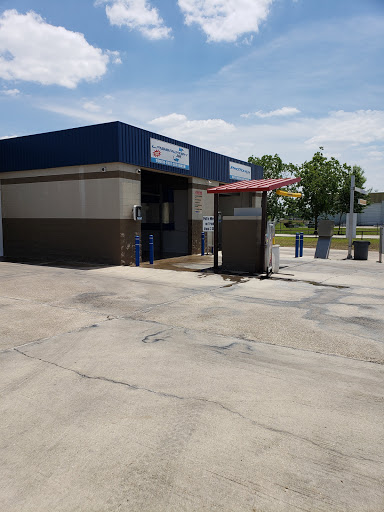 R & R Carwash en Lafayette