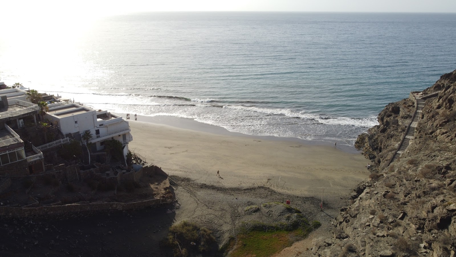 Foto di Playa del besudo con una superficie del acqua blu