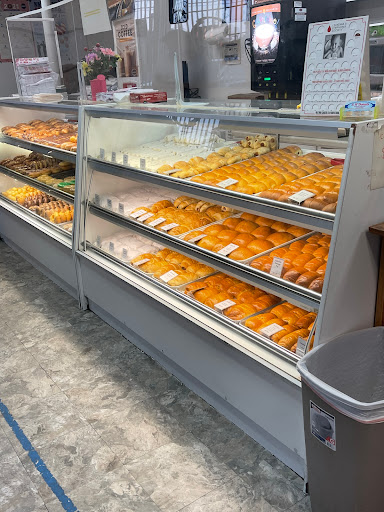 Donut Shop «S H Donuts», reviews and photos, 5313 Manor Rd, Austin, TX 78723, USA