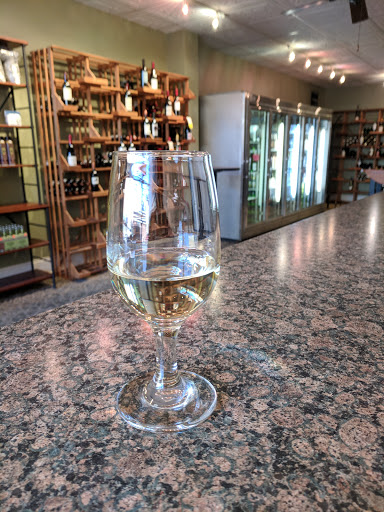 Wine Store «Ludlow Wines», reviews and photos, 343 Ludlow Ave, Cincinnati, OH 45220, USA
