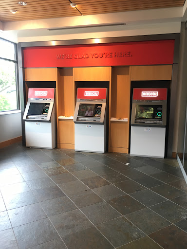BECU ATM in Issaquah, Washington