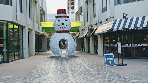 Shopping Mall «Arizona Center», reviews and photos, 400 E Van Buren St, Phoenix, AZ 85004, USA